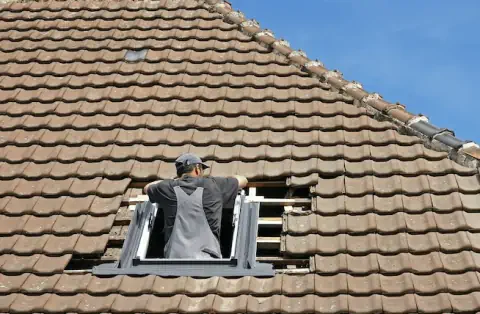 Pose de velux à Beaugeay